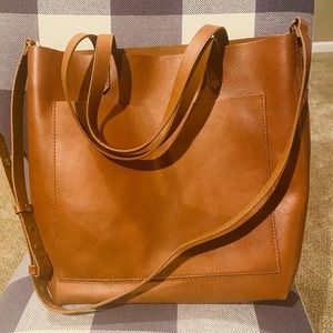 **NWT** Maxwell - The Medium Transport Tote